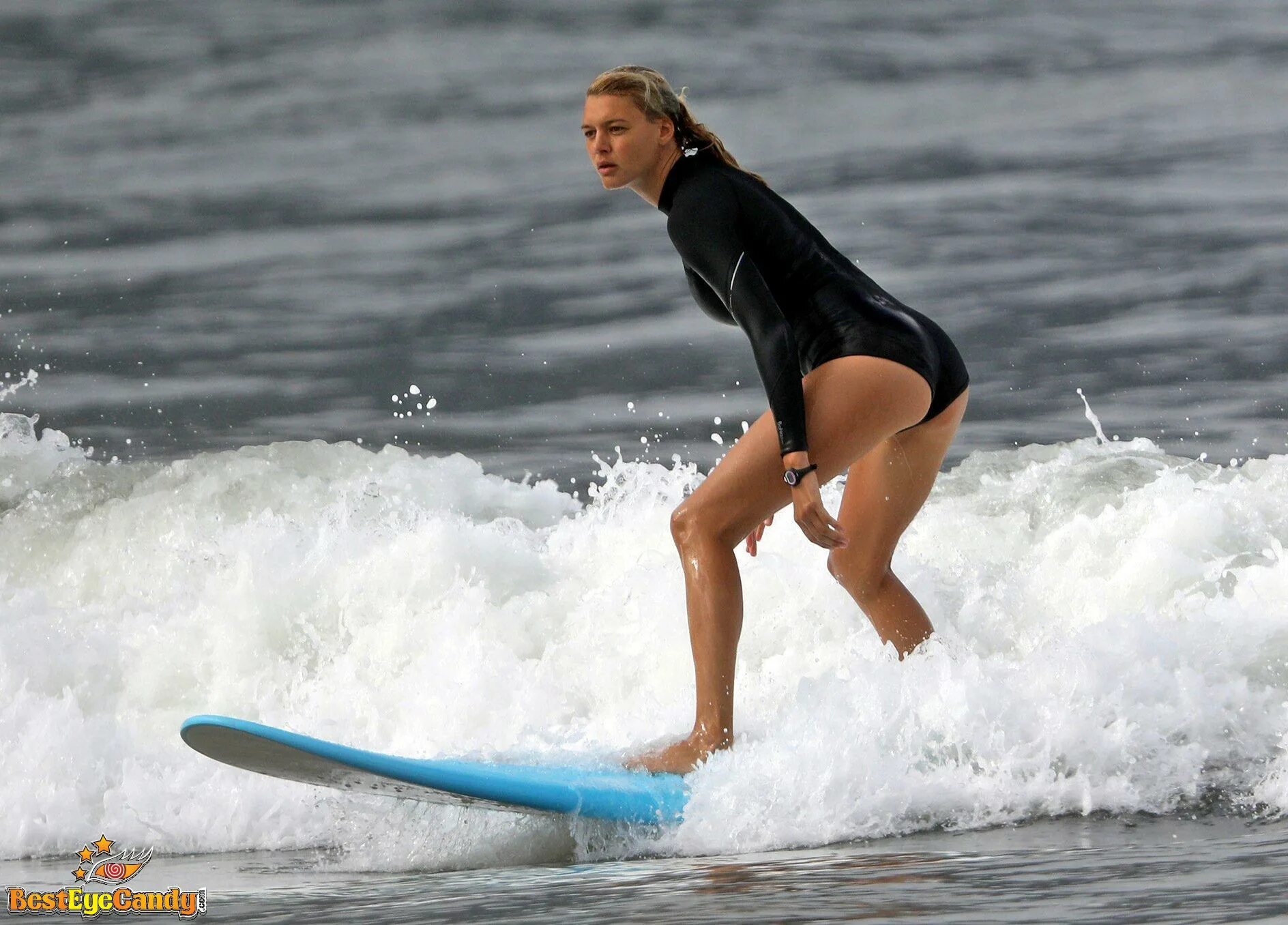 Kelly Rohrbach underwear in Niamey